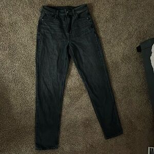 American Eagle black mom jeans!